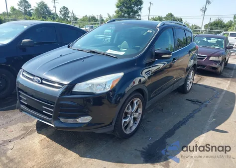 2016 Ford Escape Titanium z USA, uszkodzony, nr VIN 1FMCU9J91GUB64620